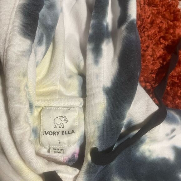 Ivory Ella Women’s Tie Die Hoodie Size Large - Picture 2 of 6